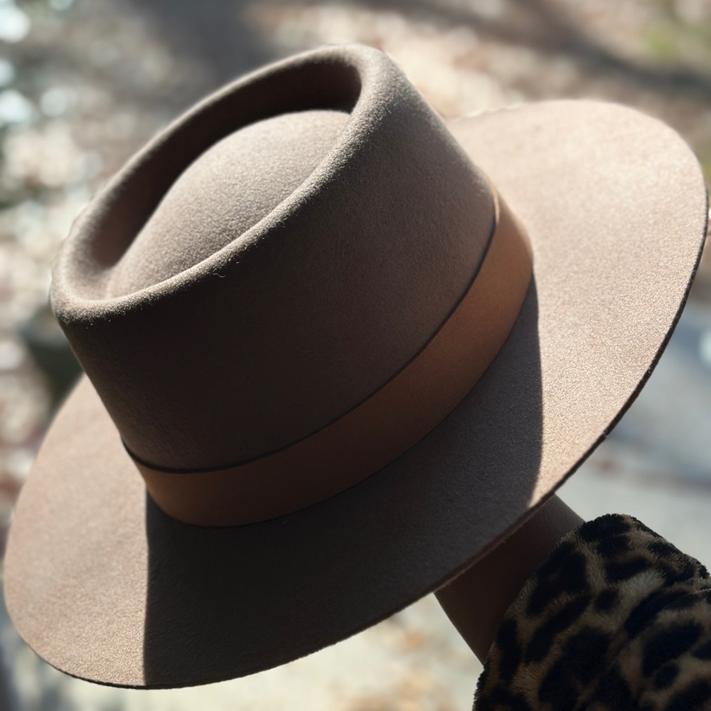 Lack of Color Wool Felt brim hat size XL